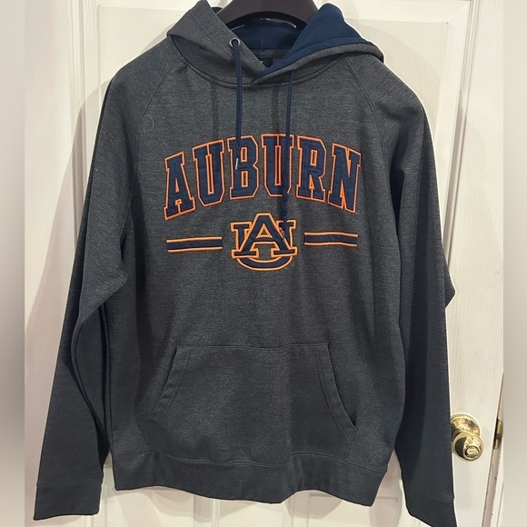 Auburn University Men’s Medium Colosseum Pullover Hoodie - Picture 1 of 7